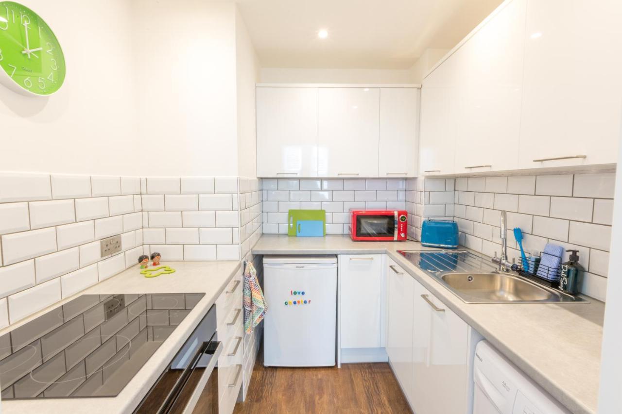 Chester Stays - Lovely Apartment In The Heart Of Chester With Free Parking 外观 照片