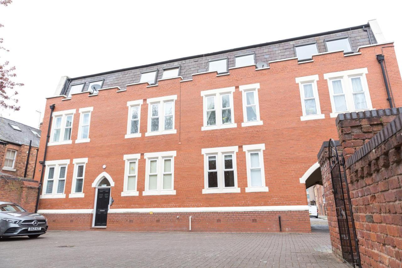 Chester Stays - Lovely Apartment In The Heart Of Chester With Free Parking 外观 照片