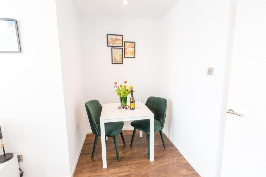 Chester Stays - Lovely Apartment In The Heart Of Chester With Free Parking 外观 照片